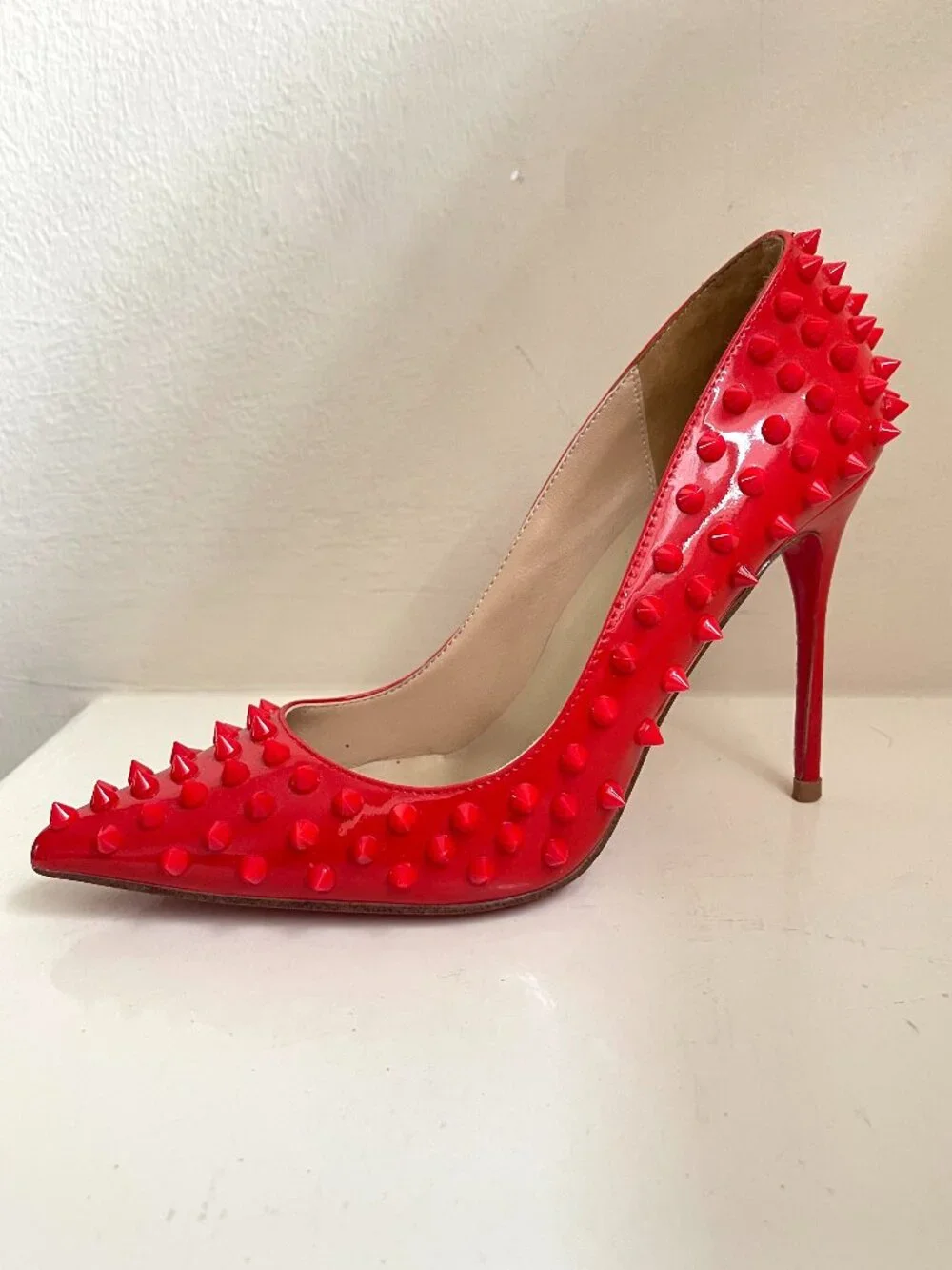 Spike Heels Red sole bottom Spike Red Pattend Heels - Picture 1 of 7